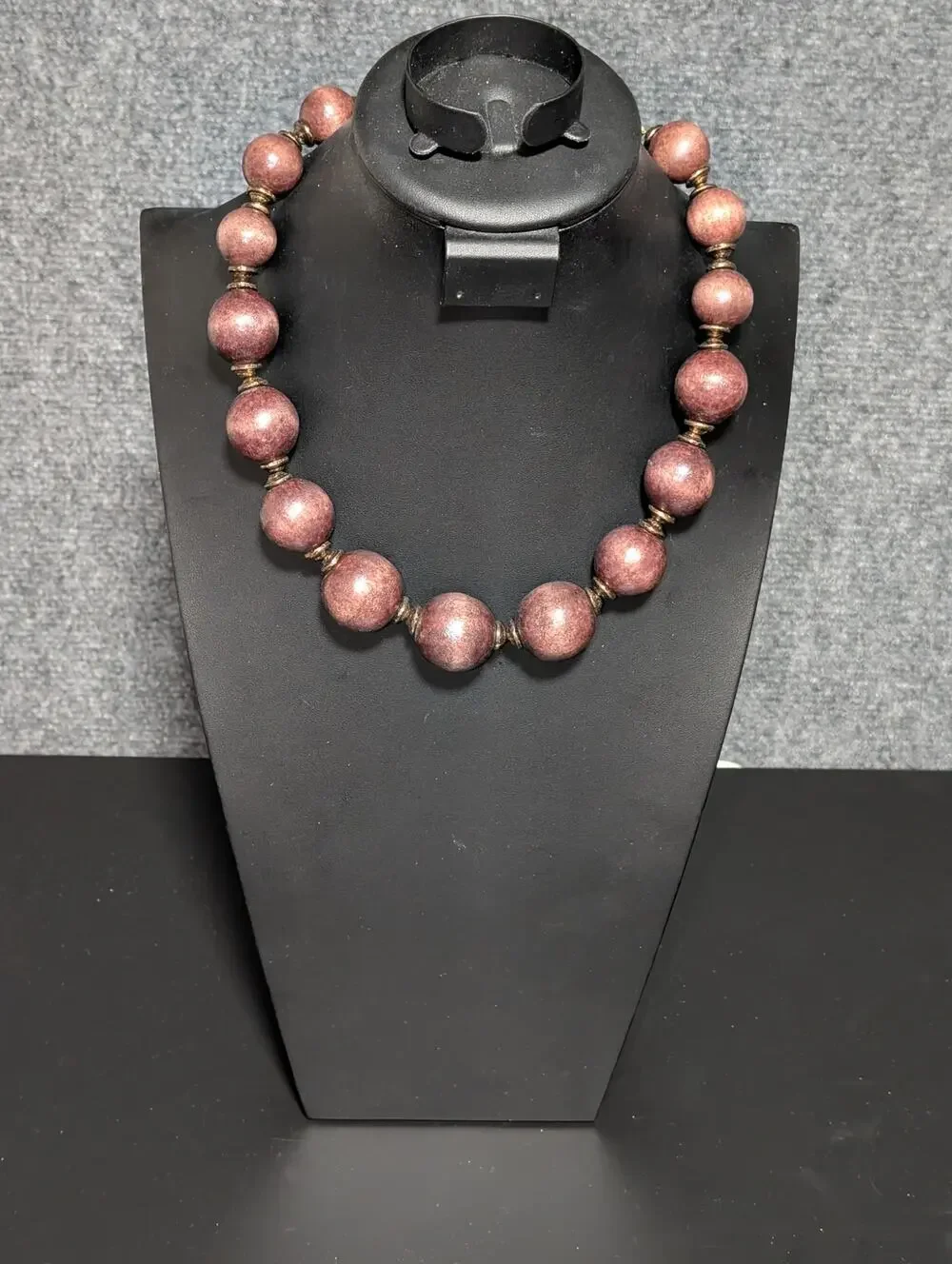 Vintage Chunky Necklace With Graduated Brown Wooden Beads
